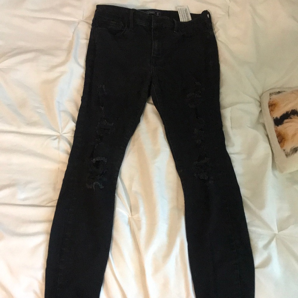 Ripped black high waisted jeans